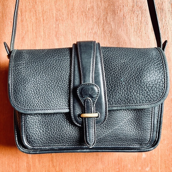 D&B Dooney & Bourke Vintage Black Leather Equestrian Crossbody Bag - Picture 2 of 15